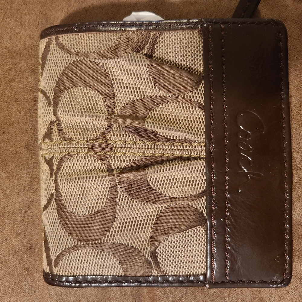 Wallet - Picture 2 of 2